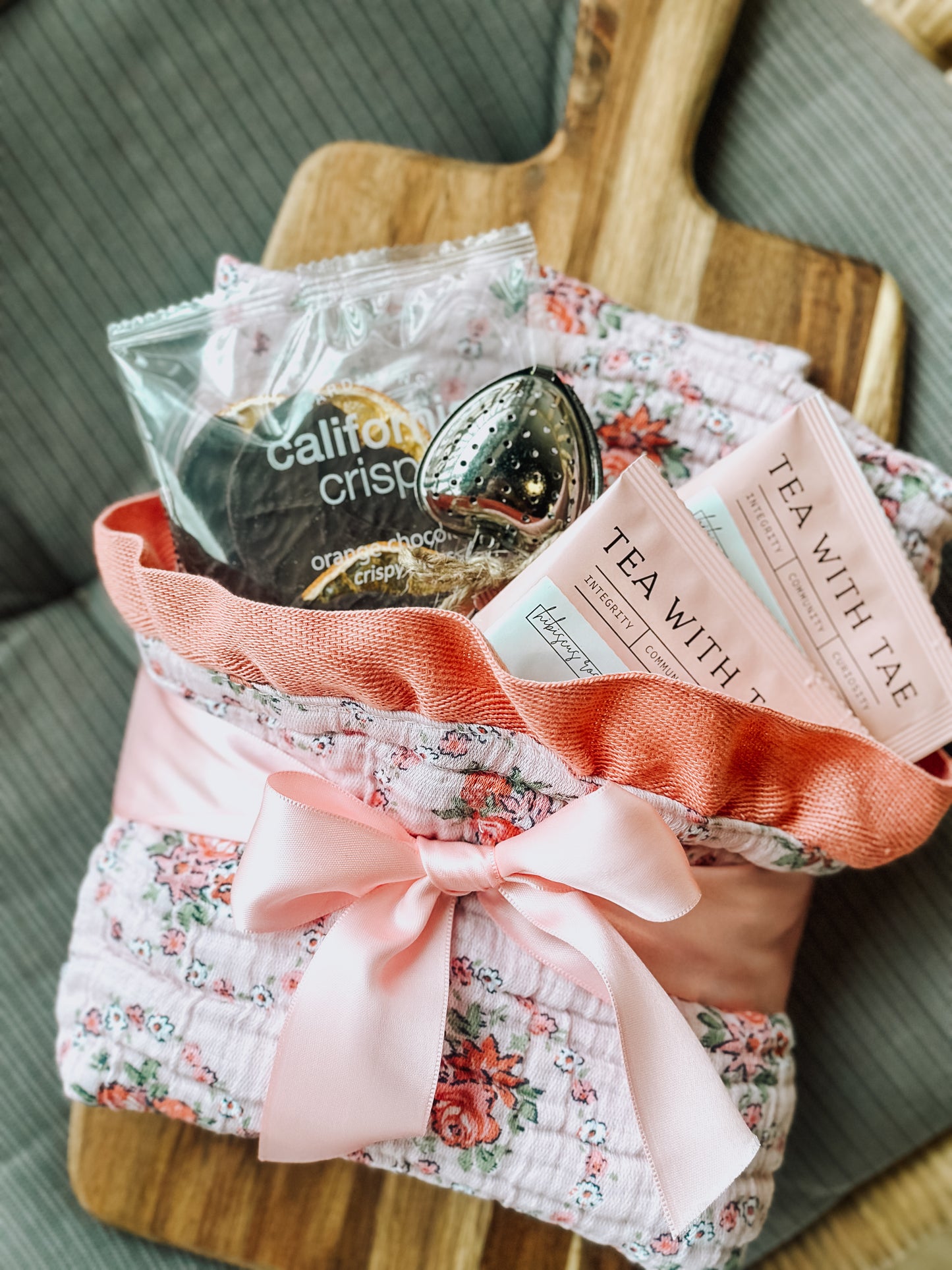 FEMME LUXE GIFT BUNDLE