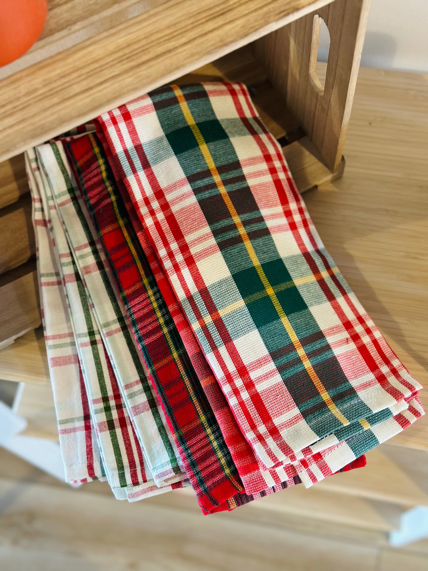 Christmas Plaid Hand Towels