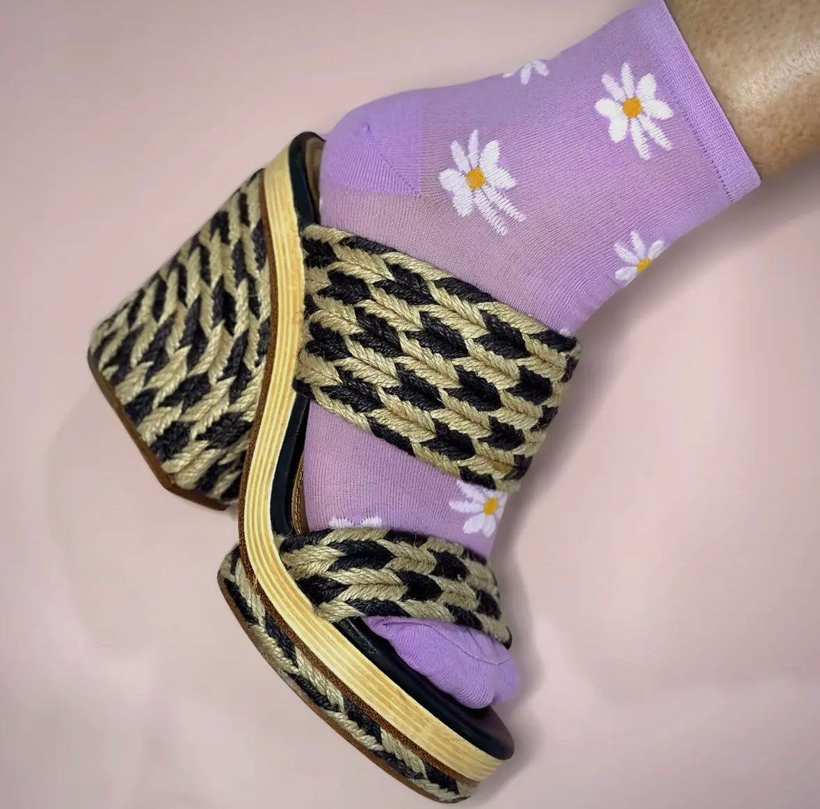 Purple Daisy Lightweight Socks